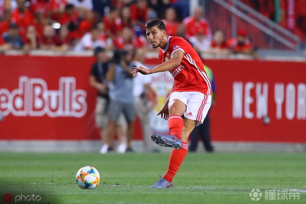 华体会登陆-关于AC米兰力克本菲卡,贝尔乌龙送礼世界杯的信息 第1张 华体会登陆-关于AC米兰力克本菲卡,贝尔乌龙送礼世界杯的信息 第1张